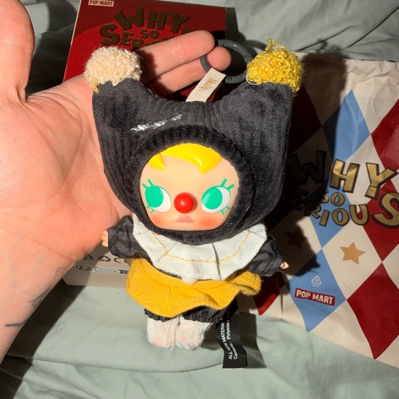 POP MART Halloween WHY SO SERIOUS Blind Box - String Puppet Baby Molly Pendant - Picture 3 of 8